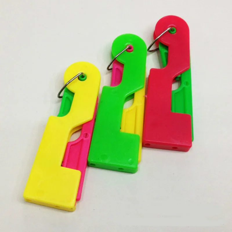 5 pcs Automatic needle sewing machine Elderly Use Automatic Easy Fine handmade supply plastic Needle Threader Thread Guide
5 pcs Automatic needle sewing machine Elderly Use Automatic Easy Fine handmade supply plastic Needle Threader Thread Guide