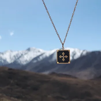 Amaiyllis 14K Gold Geometric Cross Flower Black Enamel Square Necklace Clavicle Chain Pendants For Women 2020 Jewelry
Amaiyllis 14K Gold Geometric Cross Flower Black Enamel Square Necklace Clavicle Chain Pendants For Women 2020 Jewelry
