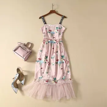 New 2020 spring summer mesh dress women girls fashion spaghetti strap sexy cute ruffles hem floral embroidery pink dresses
New 2020 spring summer mesh dress women girls fashion spaghetti strap sexy cute ruffles hem floral embroidery pink dresses