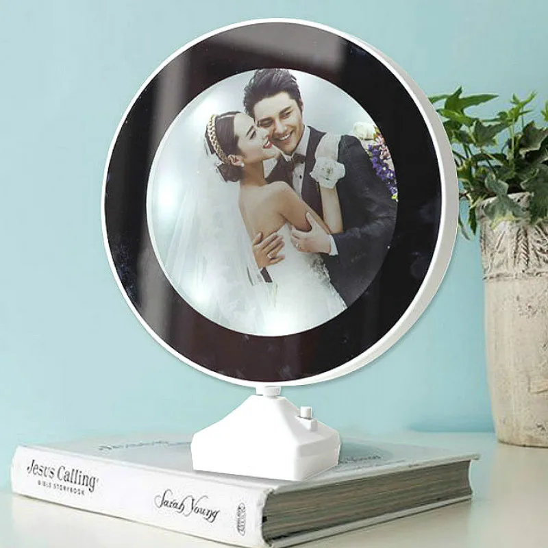 Glowing LED Mirror Photo Frame Table Lamp Lights Picture Frame Makeup Vanity Mirrors Desktop Decoration Ornaments Birthday Gifts
Glowing LED Mirror Photo Frame Table Lamp Lights Picture Frame Makeup Vanity Mirrors Desktop Decoration Ornaments Birthday Gifts