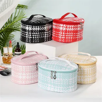 2020 Fashion Women Summer Travel Makeup Bag Portable Handwoven Toiletry Organizer Tote Bag
2020 Fashion Women Summer Travel Makeup Bag Portable Handwoven Toiletry Organizer Tote Bag