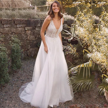 Sexy V-Neck Beads Appliques Lace A-Line Backless Tulle With Glitter Layer Boho 2021 Wedding Dress Bridal Gown Vestido De Novia
Sexy V-Neck Beads Appliques Lace A-Line Backless Tulle With Glitter Layer Boho 2021 Wedding Dress Bridal Gown Vestido De Novia