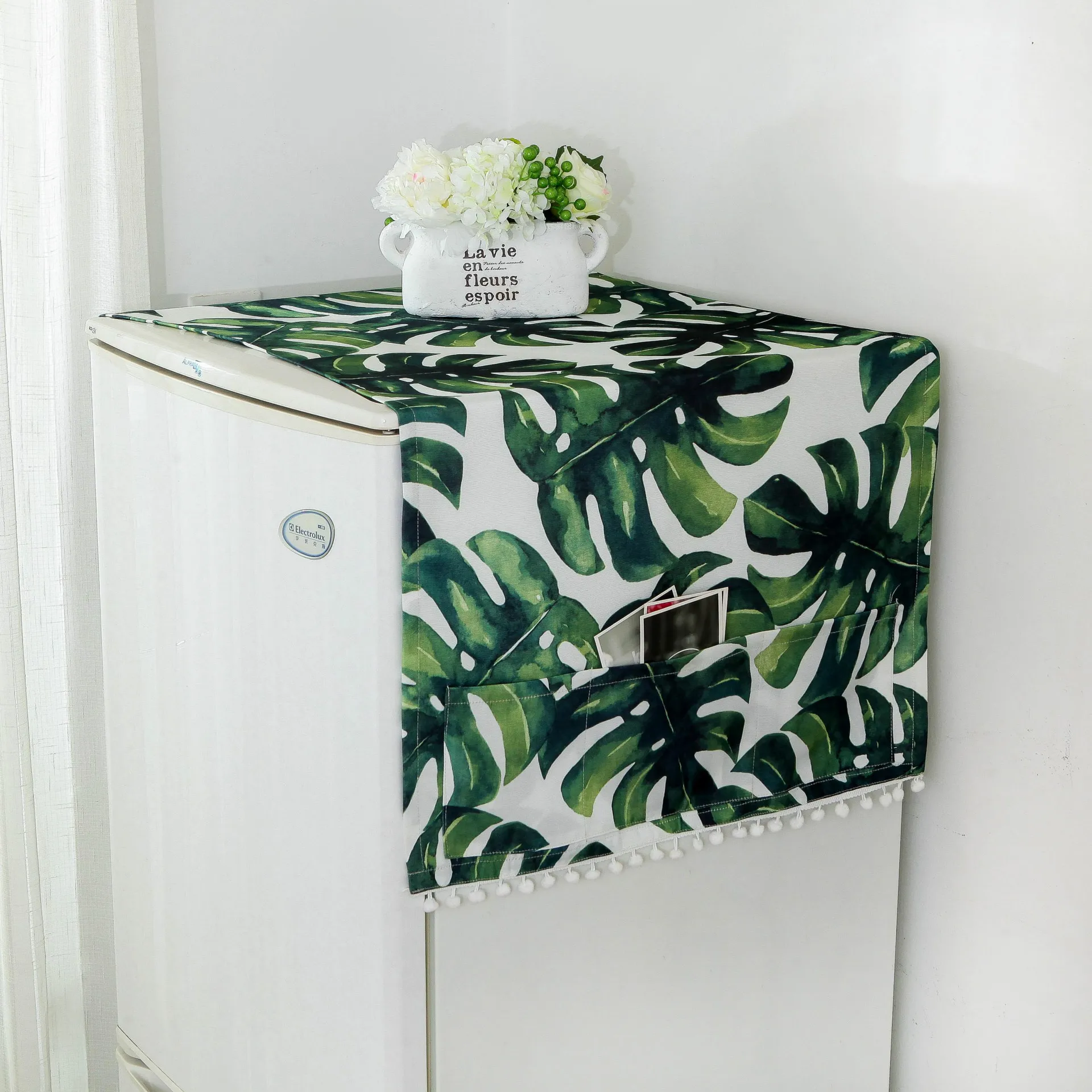 Fridge Dust Cover Multi-purpose Washing Machine Top Cover, Universal Sunscreen Cover with Storage Bag for Refrigerator
Fridge Dust Cover Multi-purpose Washing Machine Top Cover, Universal Sunscreen Cover with Storage Bag for Refrigerator