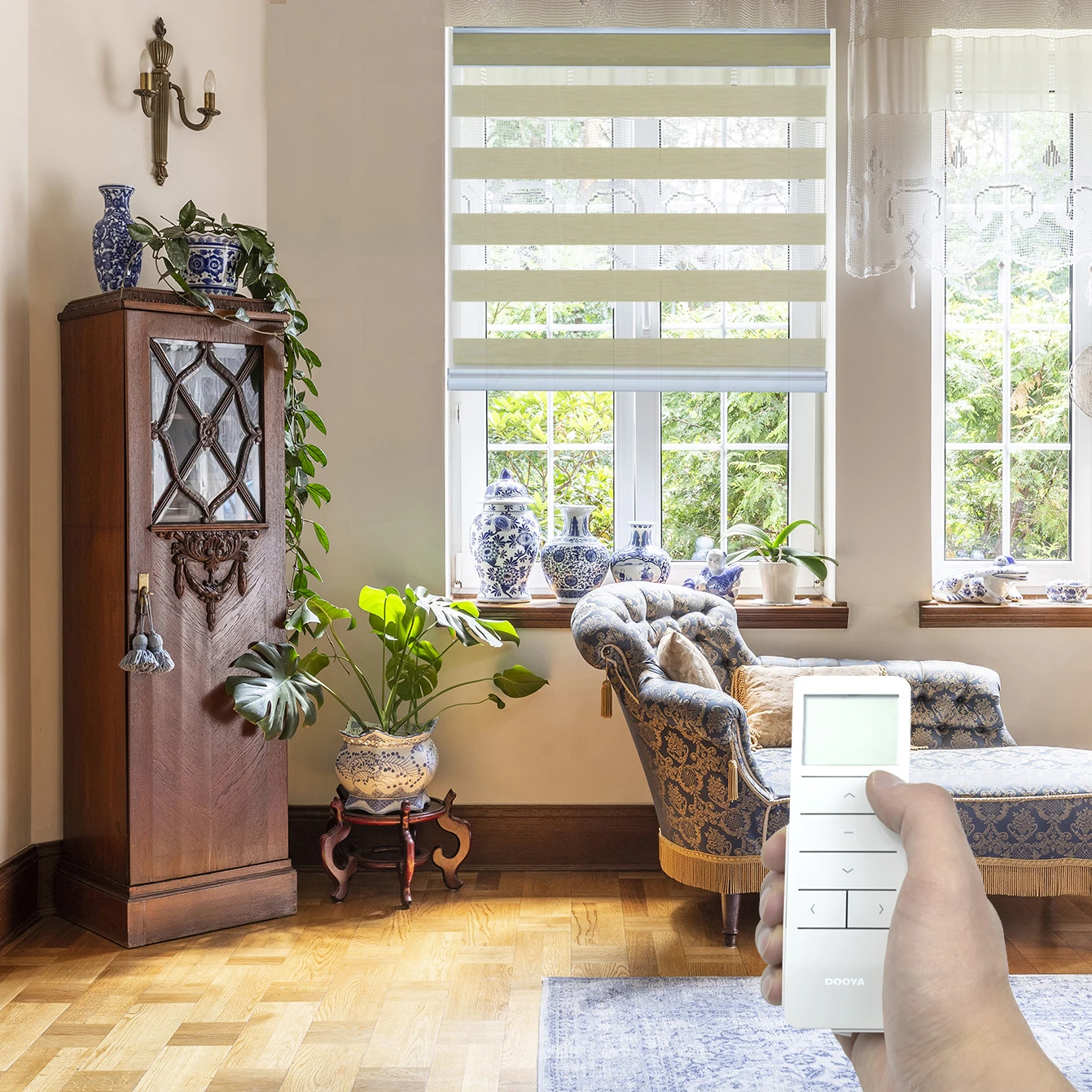 Luxury Beige Faux-Linen Motorized Zebra Blinds for Windows Day and Night Zebra Shades Light Filtering Fabric for Living Room
Luxury Beige Faux-Linen Motorized Zebra Blinds for Windows Day and Night Zebra Shades Light Filtering Fabric for Living Room