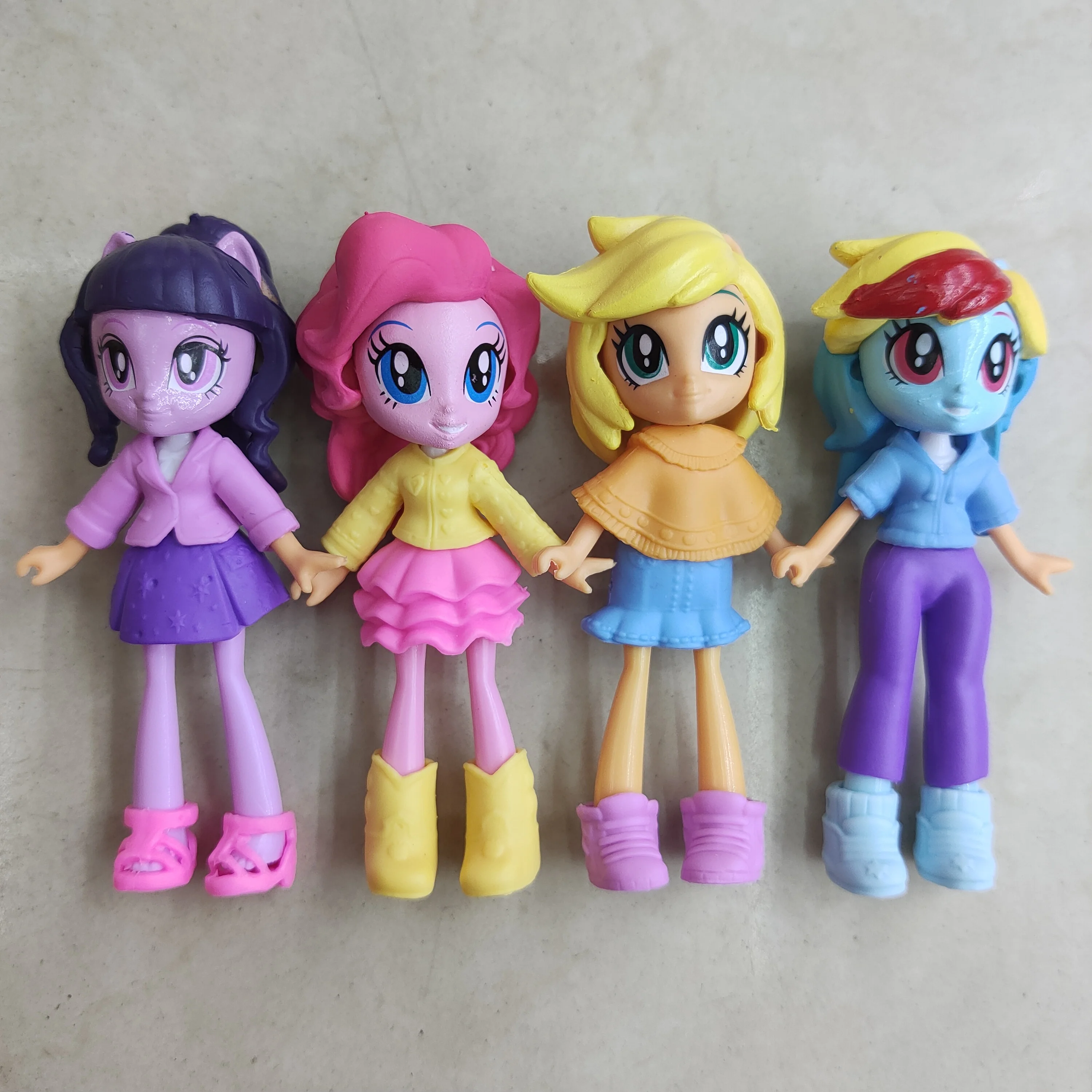 Dolls toys Action Toy Figures Capsule toy action figure anime figure stickers slime baby reborn doll
Dolls toys Action Toy Figures Capsule toy action figure anime figure stickers slime baby reborn doll
