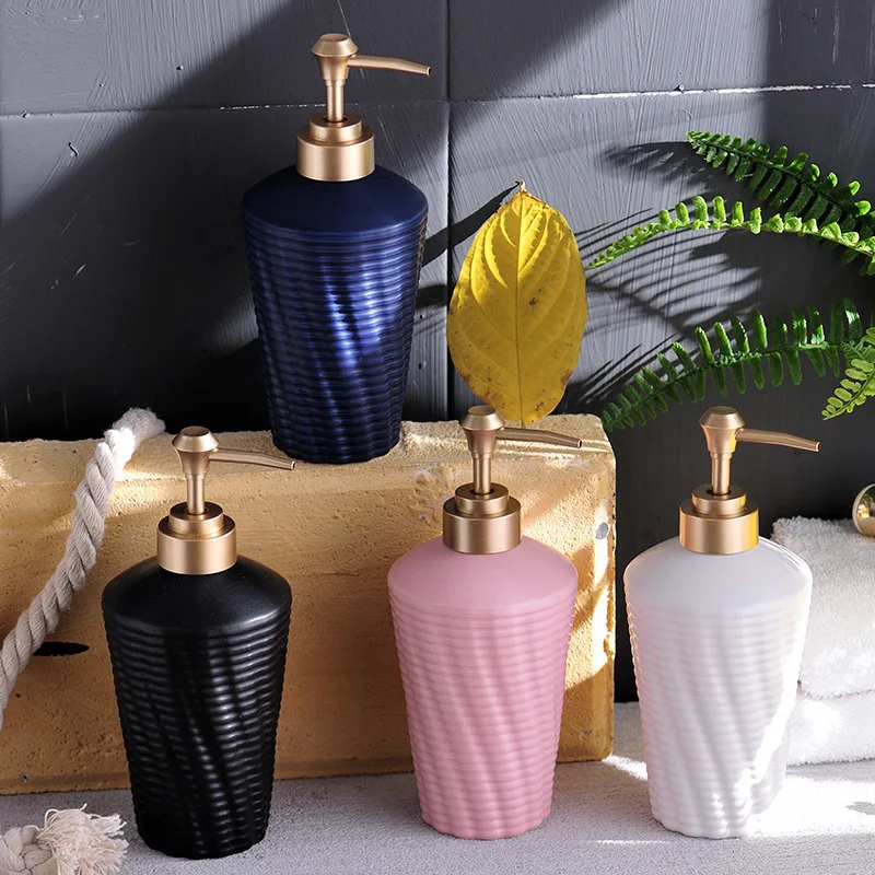De La Bareze Punster Emerald Ceramic Degreasing Bottle Hand Disinfectant Shampoo Club Hotel
De La Bareze Punster Emerald Ceramic Degreasing Bottle Hand Disinfectant Shampoo Club Hotel