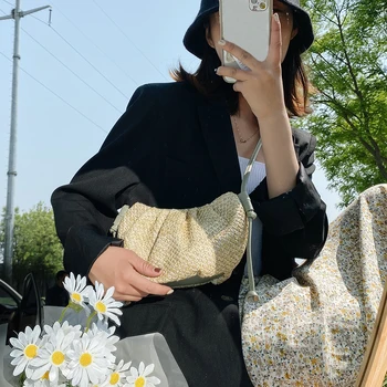 Fashion Straw Woven Bags Women Cloud PU Splicing Holiday Small Shoulder Clutch Female Classic Elegant Shoulder Handbags
Fashion Straw Woven Bags Women Cloud PU Splicing Holiday Small Shoulder Clutch Female Classic Elegant Shoulder Handbags