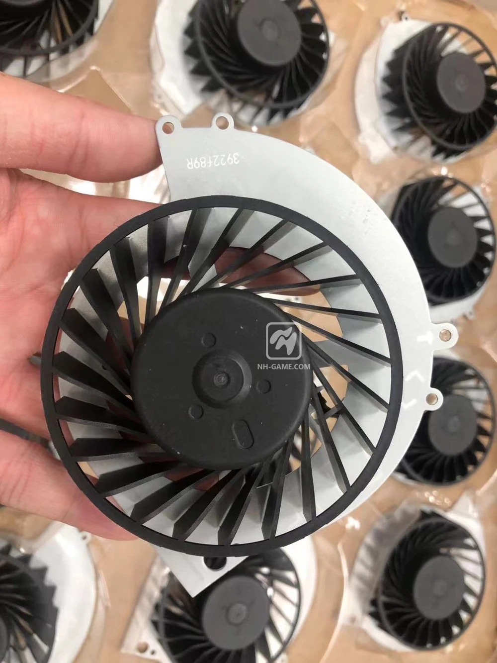 Internal Cooler Fan For PS4 Slim Pro Console Cooling Fan For PS4 CUH-1000 1200 2000 7000 Host Silent Fan Internal Cooler Fan For PS4 Slim Pro Console Cooling Fan For PS4 CUH-1000 1200 2000 7000 Host Silent Fan