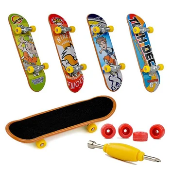 1 Set Creative Finger Skateboard Toys Kids Children Mini Fingerboard Skateboarding Props New Strange Children's Toy Skateboard
1 Set Creative Finger Skateboard Toys Kids Children Mini Fingerboard Skateboarding Props New Strange Children's Toy Skateboard