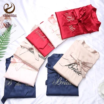 Chinese Women Rayon Embroidery Bride Bridesmaid Kimono Bathrobe Dress Sexy Mini Sleep Nightshirt Sleepwear Wedding Robes
Chinese Women Rayon Embroidery Bride Bridesmaid Kimono Bathrobe Dress Sexy Mini Sleep Nightshirt Sleepwear Wedding Robes