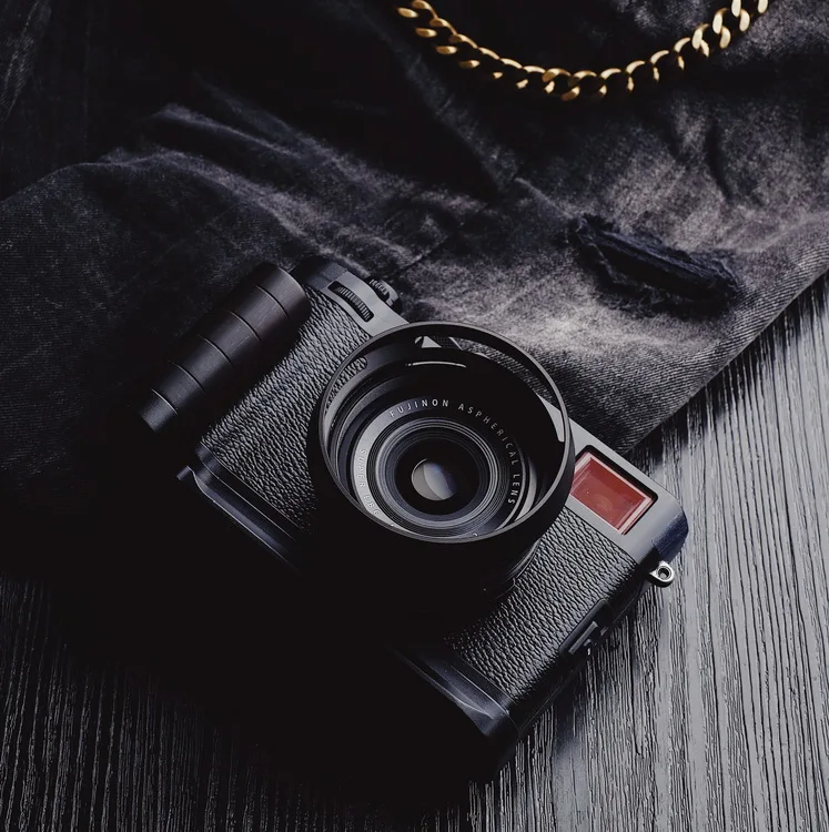 African Black Wooden Wood Hand Grip Plate Bracket For with Alum Base Plate Bracket For FUJI X100F FUJIFILM X 100F
African Black Wooden Wood Hand Grip Plate Bracket For with Alum Base Plate Bracket For FUJI X100F FUJIFILM X 100F