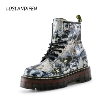 Ins explosion models ladies leather winter warm women's ankle boots platform thick-bottom Martin boots fur lace women's shoes
Ins explosion models ladies leather winter warm women's ankle boots platform thick-bottom Martin boots fur lace women's shoes