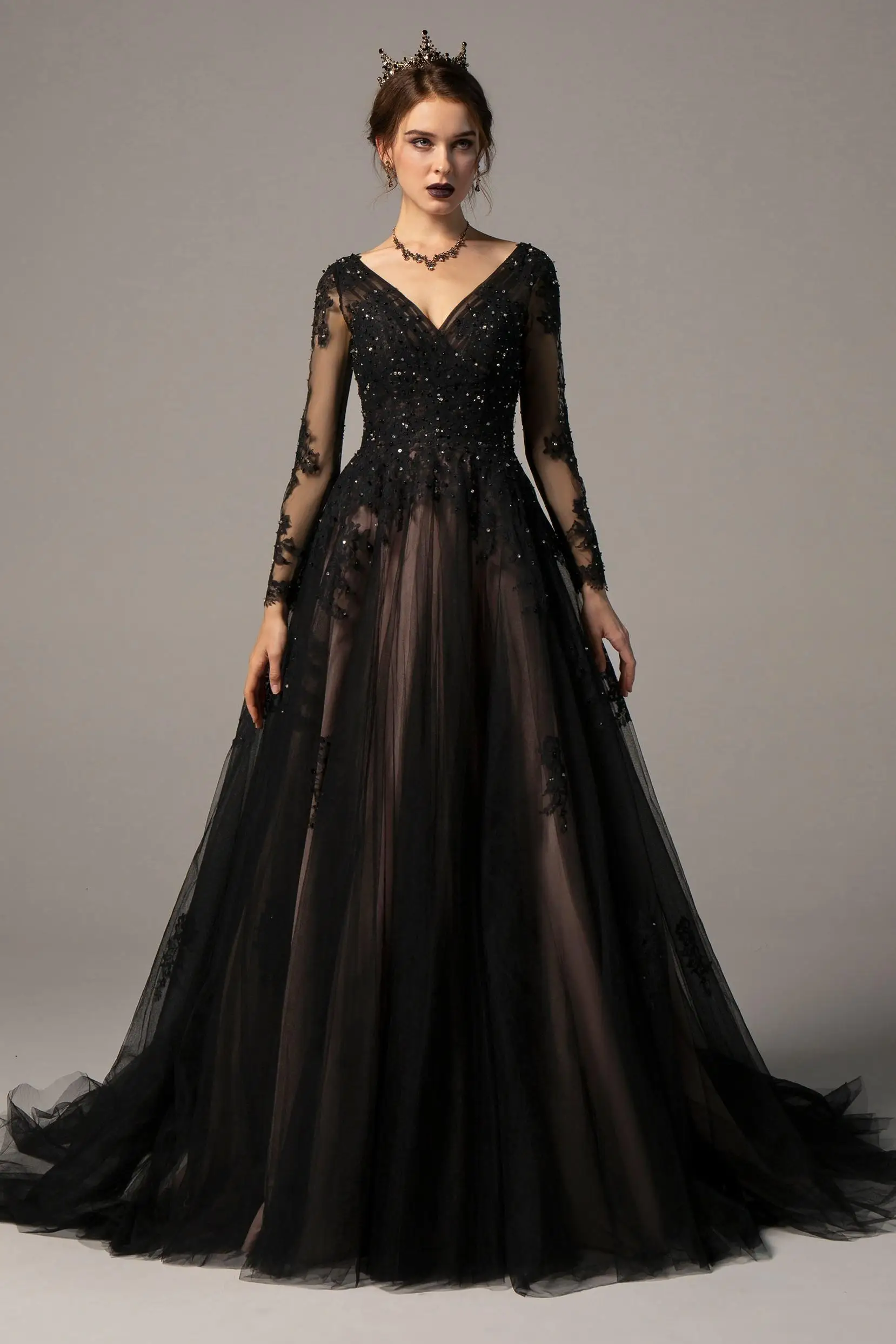 Black A Line Wedding Dresses Long Sleeves Beaded Applique Lace Up Sexy Backless Bride Formal Party Vestidos De Novia
Black A Line Wedding Dresses Long Sleeves Beaded Applique Lace Up Sexy Backless Bride Formal Party Vestidos De Novia