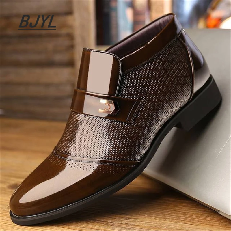 Luxury Business Oxford Men Shoes Breathable Rubber office Formal Dress Shoes slip plus velvet wool warm men's leather boots
Luxury Business Oxford Men Shoes Breathable Rubber office Formal Dress Shoes slip plus velvet wool warm men's leather boots