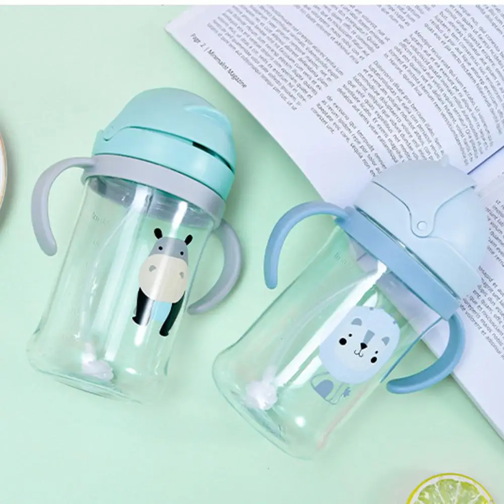 

400ML Cartoon Pattern Outdoor Child Drinking Bottle With Straw Baby Feeding Cup For Kids Training Portable Handle Water Bottle