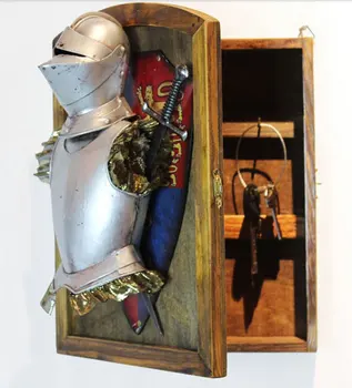 1pc Vintage Armor Samurai Shape Wall Mount Key Holder Creative Small Things Storage Container Home Café Decor Supplies
1pc Vintage Armor Samurai Shape Wall Mount Key Holder Creative Small Things Storage Container Home Café Decor Supplies