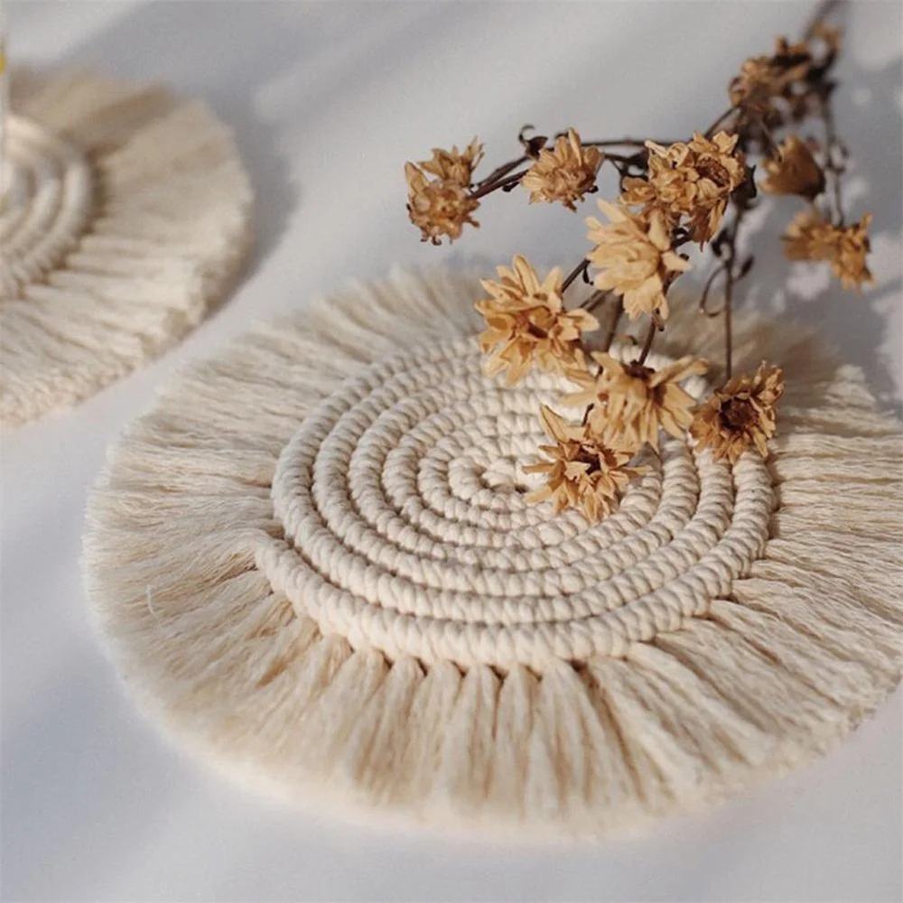 Northern Europe Macrame Oval Cup Pad Bohemia Tablecloth Table Mat Handmade Cotton Braid Decoration Dinning Table Kitchen Tools
Northern Europe Macrame Oval Cup Pad Bohemia Tablecloth Table Mat Handmade Cotton Braid Decoration Dinning Table Kitchen Tools