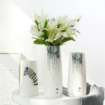 NORDIC MINIMALIST HOME ACCESSORIES ZEBRA CERAMIC VASE DECORATION DECORATION MODEL ROOM DECORATION LIVING ROOM TV CABINET DECO
NORDIC MINIMALIST HOME ACCESSORIES ZEBRA CERAMIC VASE DECORATION DECORATION MODEL ROOM DECORATION LIVING ROOM TV CABINET DECO