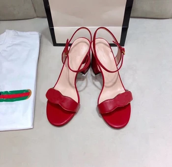 5cm and 7cm summer shoes women high heels sandals 2020 Open toe One word buckle thick heel Chaussures femmes Sandales femme
5cm and 7cm summer shoes women high heels sandals 2020 Open toe One word buckle thick heel Chaussures femmes Sandales femme