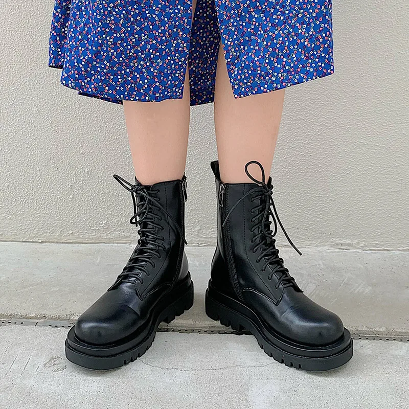 Punk Style Platform Women Ankle Boots Women's Motorcycle Boot Fashion Ladies Chunky Shoes Metal Decor Black Lace-up Boots Woman
Punk Style Platform Women Ankle Boots Women's Motorcycle Boot Fashion Ladies Chunky Shoes Metal Decor Black Lace-up Boots Woman