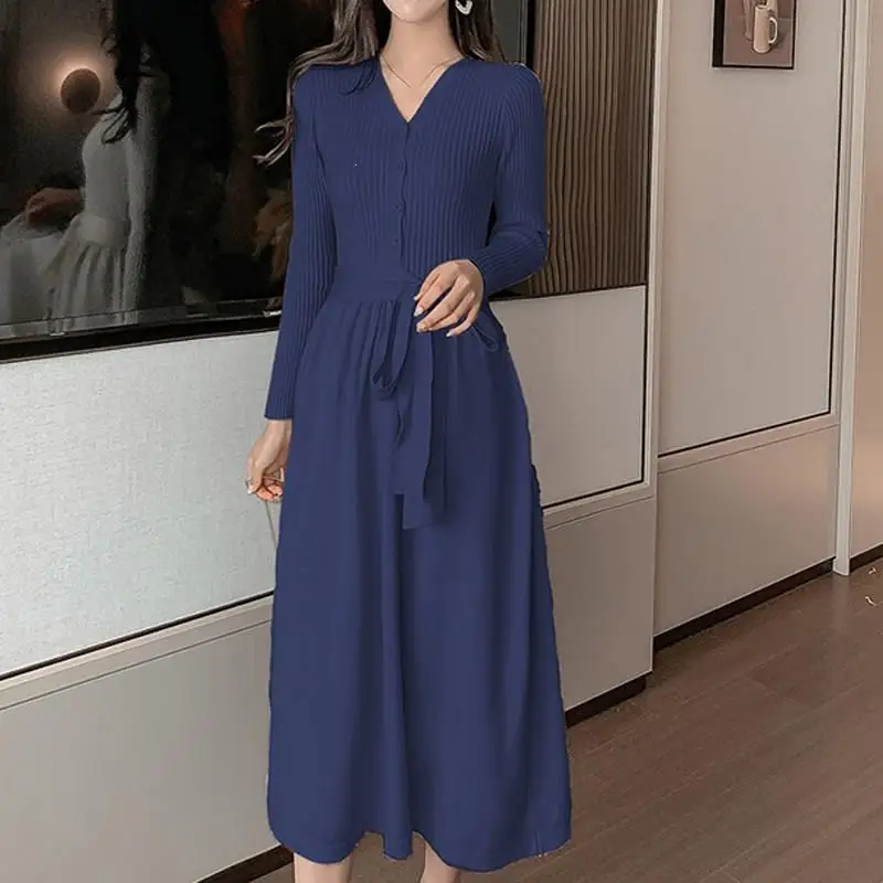 Autumn Women Long V Neck Knitted Casual Dress Solid Belt Lace Up Dress Button Long Sleeve A Line Sweater Dress
Autumn Women Long V Neck Knitted Casual Dress Solid Belt Lace Up Dress Button Long Sleeve A Line Sweater Dress