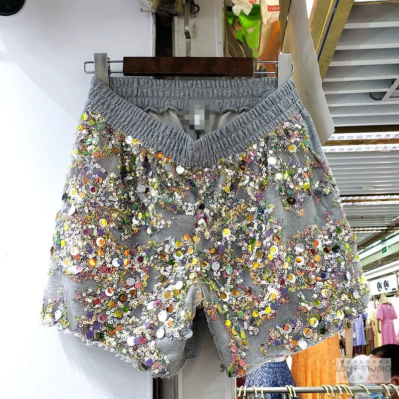 European Loose Shorts Women 2020 Summer New Heavy Industry Beaded Sequins Elastic Waist Wide Leg Casual Shorts
European Loose Shorts Women 2020 Summer New Heavy Industry Beaded Sequins Elastic Waist Wide Leg Casual Shorts