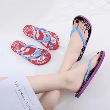 New Summer Women Crystal Slippers Glitter Flat Soft Bling Female Candy Color Flip Flops Outdoor Y6Y085C16
New Summer Women Crystal Slippers Glitter Flat Soft Bling Female Candy Color Flip Flops Outdoor Y6Y085C16