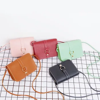 2020 Small Women Female Shoulder Bag Fshaion Summerr Leisure Bag Ms.Crossbody Messager Bag Packet Soft PU Leather 
2020 Small Women Female Shoulder Bag Fshaion Summerr Leisure Bag Ms.Crossbody Messager Bag Packet Soft PU Leather