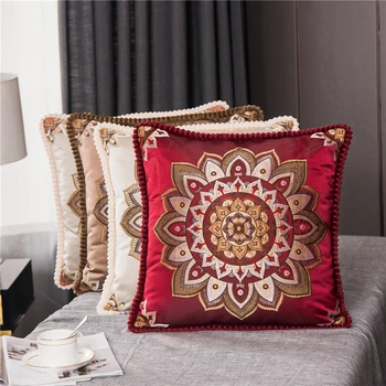 48x48cm/58x58cm Classic European Floral Jacquard Decorative Cushion Cover for Sofa Chair Seat Throw Pillowcase 
48x48cm/58x58cm Classic European Floral Jacquard Decorative Cushion Cover for Sofa Chair Seat Throw Pillowcase