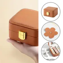 Faux Leather Fashion Storage Holder Jewelry Box Elegant Necklace Box Practical for Bedroom 
Faux Leather Fashion Storage Holder Jewelry Box Elegant Necklace Box Practical for Bedroom