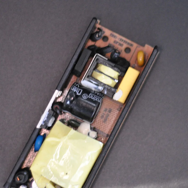 AC-DC 5V 5A Switching Power Supply Bare Circuit Board 5V 5000MA Supply Switch Module Built-in Power 100-240V 50-60Hz
AC-DC 5V 5A Switching Power Supply Bare Circuit Board 5V 5000MA Supply Switch Module Built-in Power 100-240V 50-60Hz