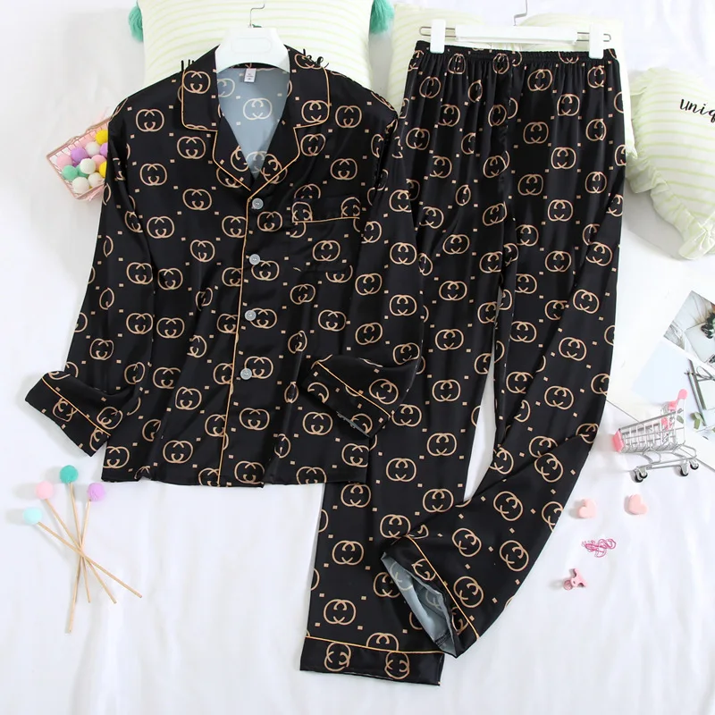 Pajamas Spring And Summer Ladies Suit Ice Silk Cardigan Style Simulation Silk Spring And Autumn Two-Piece Thin Section
Pajamas Spring And Summer Ladies Suit Ice Silk Cardigan Style Simulation Silk Spring And Autumn Two-Piece Thin Section