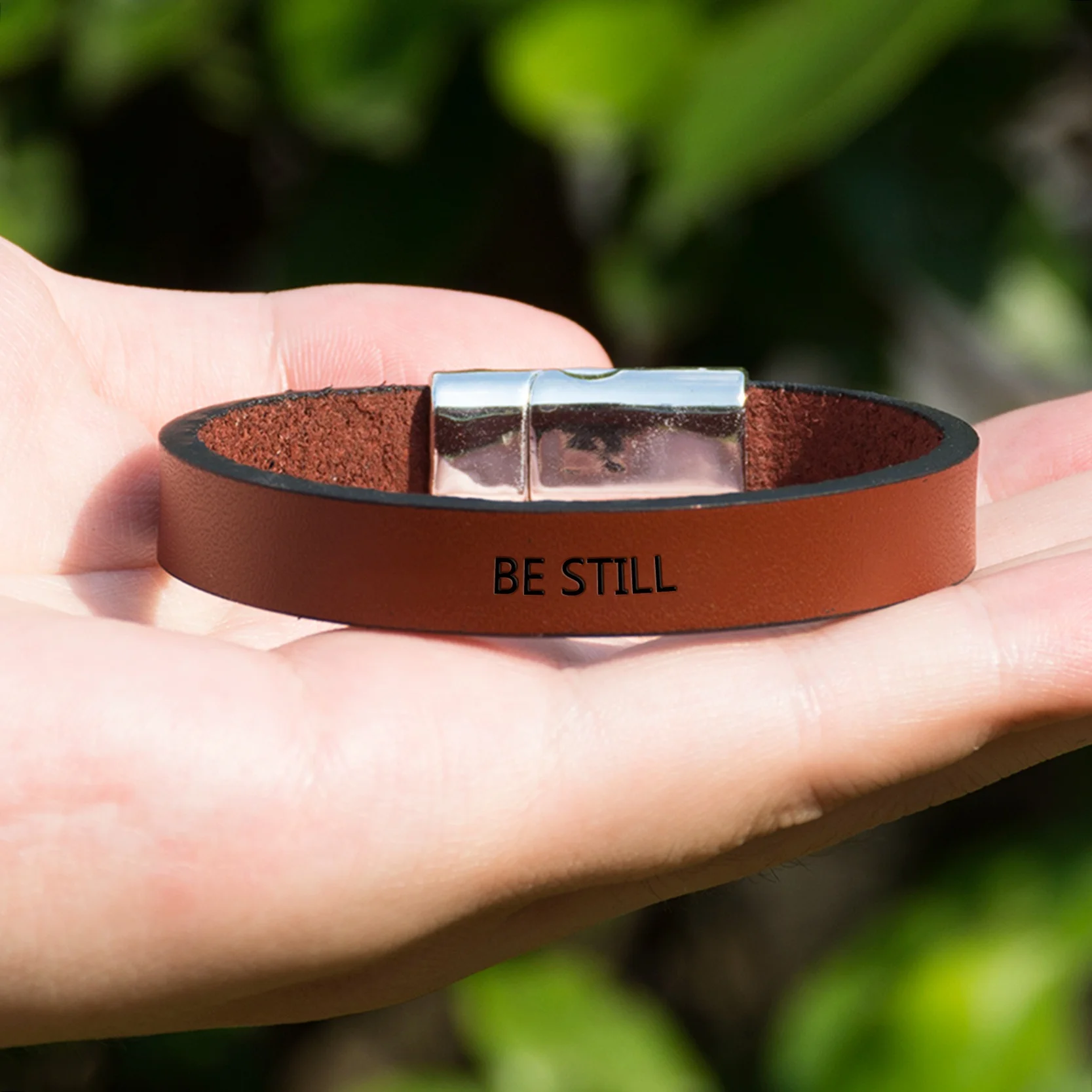 2019 Personality Engraved BE STILL Positive Inspirational Quote Stamped Mantra Bracelet Bangle Creative Fashion Gift for Women
2019 Personality Engraved BE STILL Positive Inspirational Quote Stamped Mantra Bracelet Bangle Creative Fashion Gift for Women