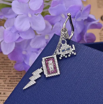 925 sterling silver single Earring style brand design ladies fashion jewelry birthday party gift 
925 sterling silver single Earring style brand design ladies fashion jewelry birthday party gift