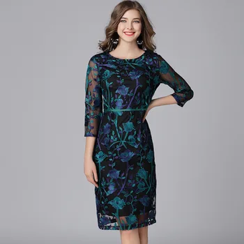 2020 Women New Style Spring Elegant Retro Three Quarter Sleeve Knee Length Plus Size Dress Pattern Embroidery Lace Midi Dress
2020 Women New Style Spring Elegant Retro Three Quarter Sleeve Knee Length Plus Size Dress Pattern Embroidery Lace Midi Dress