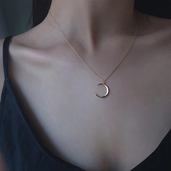 LISM 925 Sterling Silver Color Romantic Design Simple Moon Shape Pendant Necklace Women Fashion Jewelry Necklace Wholesale
LISM 925 Sterling Silver Color Romantic Design Simple Moon Shape Pendant Necklace Women Fashion Jewelry Necklace Wholesale
