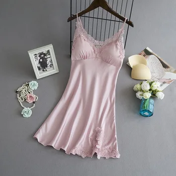 2020 new summer suspender pajamas female simulation silk sexy temptation suspender nightdress silk home service sexy sleepwear
2020 new summer suspender pajamas female simulation silk sexy temptation suspender nightdress silk home service sexy sleepwear