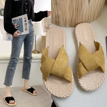 Slippers Casual Flat Shoes Female Summer Clogs Woman Low Slides Slipers Women Luxury Beach Soft 2020 Rubber Rome PU Fashion
Slippers Casual Flat Shoes Female Summer Clogs Woman Low Slides Slipers Women Luxury Beach Soft 2020 Rubber Rome PU Fashion