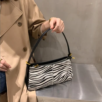 FASHION Women Shoulder Messenger Bags High Quality PU Women's Zebra Pattern Famous Brand Designer Ladies Handbag Femal Tote Bags
FASHION Women Shoulder Messenger Bags High Quality PU Women's Zebra Pattern Famous Brand Designer Ladies Handbag Femal Tote Bags