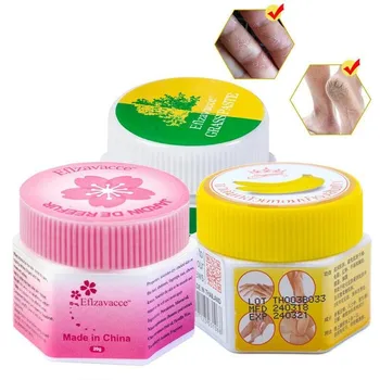 1pcs Thailand Banana Oil Blossoms Grass Repair Anti Dry Frozen Moisturizer Ointment Anti-cracking Cream Foot Hand Heel Skin Care
1pcs Thailand Banana Oil Blossoms Grass Repair Anti Dry Frozen Moisturizer Ointment Anti-cracking Cream Foot Hand Heel Skin Care