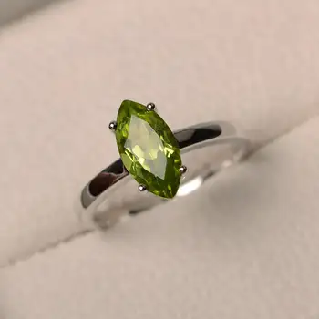 Japanese and Korean Small Fresh Fashion New S925 Sterling Silver Inlaid Peridot Ring Horse Eye Emerald Ladies Ring 
Japanese and Korean Small Fresh Fashion New S925 Sterling Silver Inlaid Peridot Ring Horse Eye Emerald Ladies Ring