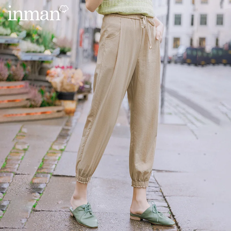 INMAN 2020 Spring New Arrival Literary Retro Elastic Waist Drawstring Ankle Banded Slimmed Ankle-Length Pant
INMAN 2020 Spring New Arrival Literary Retro Elastic Waist Drawstring Ankle Banded Slimmed Ankle-Length Pant