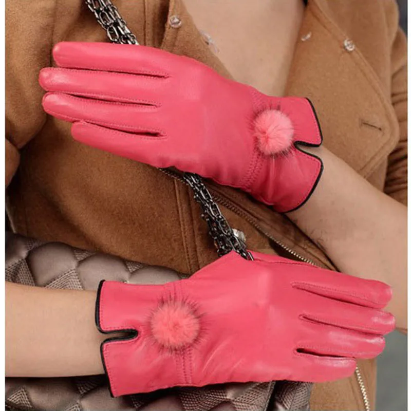 

ZDFURS*Genuine Leather Glove Women Warm Fashion Winter Ladies Hand Warmer Gloves With Natural Mink Fur Ball