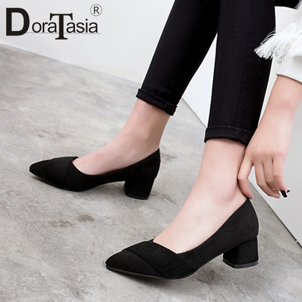 DORATASIA Elegant Female Spring Pumps Casual Office Consise Fashion Pumps Women Slip On Flock Pointed Toe Shoes Woman
DORATASIA Elegant Female Spring Pumps Casual Office Consise Fashion Pumps Women Slip On Flock Pointed Toe Shoes Woman