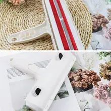 Собака Кошка Двухсторонняя щетка для вычесывания животных поглощающий диван ковер приспособления для удаления липких волос товары для дом...(China)