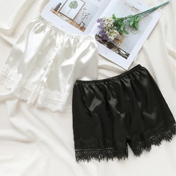 Summer Women Casual Sexy Lace Shorts Elastic Waist Breathable Slim Fit Soft Shorts Fashion Hot Sale Lace Stitching Women Shorts
Summer Women Casual Sexy Lace Shorts Elastic Waist Breathable Slim Fit Soft Shorts Fashion Hot Sale Lace Stitching Women Shorts