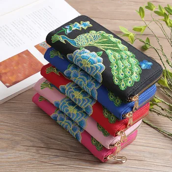 New Women's Double-sided Embroidery Coin Purse Ethnic Style Peacock Wallet Zipper Clutch
New Women's Double-sided Embroidery Coin Purse Ethnic Style Peacock Wallet Zipper Clutch