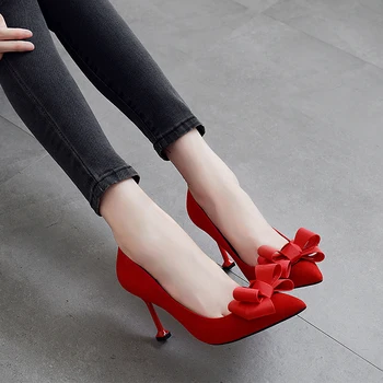 New overshoe women's shoes bow pointed high heels suede shoes party wedding shoes dating women's shoes 
New overshoe women's shoes bow pointed high heels suede shoes party wedding shoes dating women's shoes