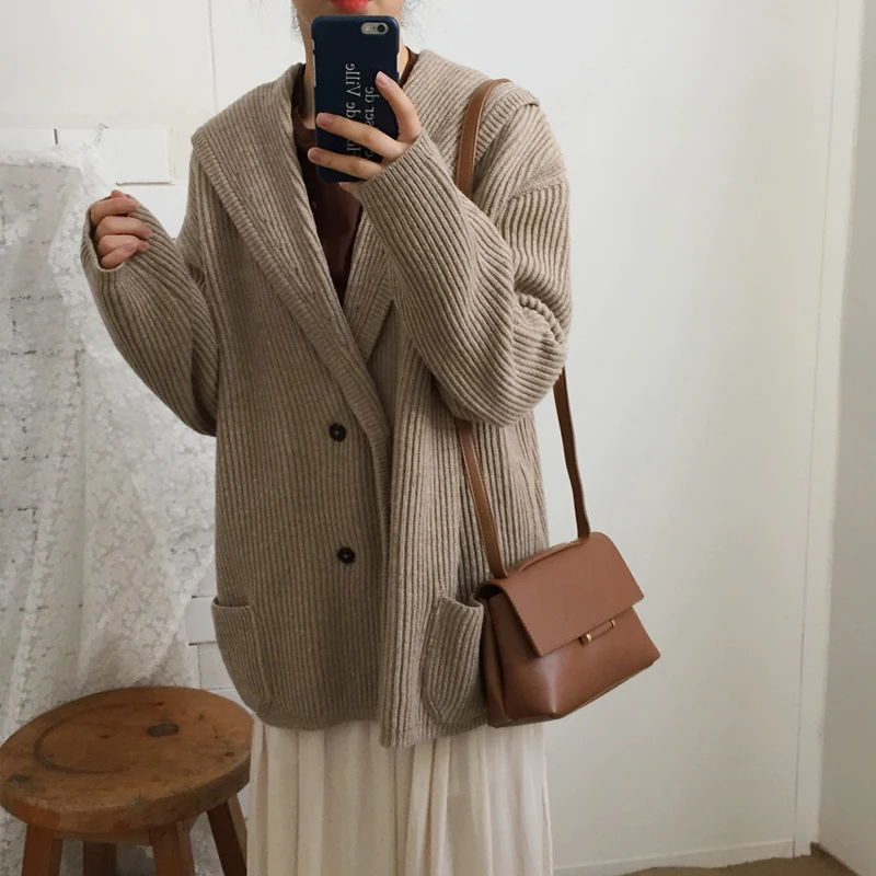Thicken Cardigan Sweater Women Winter Jumper Solid Korean Blazer Sweater Oversized Cardigan Vintage Double Breasted Jacket V756
Thicken Cardigan Sweater Women Winter Jumper Solid Korean Blazer Sweater Oversized Cardigan Vintage Double Breasted Jacket V756