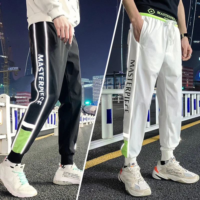 2022 Men Spring Letter Print Sweatpant Flash Reflective Pants Streetwear Joggers Fashion New Hip Hop Baggy Trousers For Man 3XL
2022 Men Spring Letter Print Sweatpant Flash Reflective Pants Streetwear Joggers Fashion New Hip Hop Baggy Trousers For Man 3XL